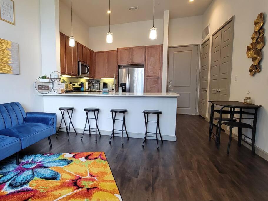 Appartement Sodo Gem: Rooftop Skyline Pool Parking Wi-fi *