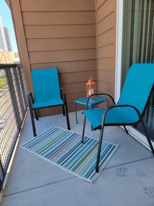 Sodo Gem: Rooftop Skyline Pool Parking Wi-fi Appartement